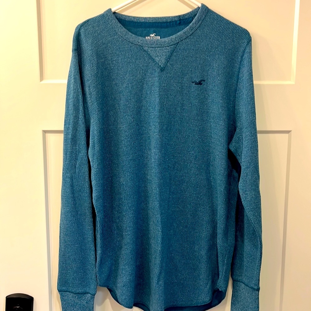 Hollister blue men’s Henley